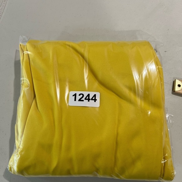 NWT Large Nike Fly Loose Fit Basketball Snake Yellow Joggers Pants Trainers - Picture 12 of 12